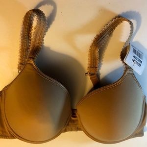 Essential Bodywear 38B bra - NWT